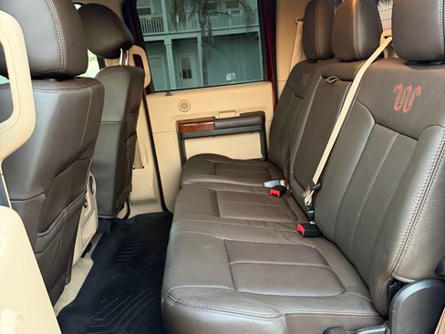 Used 2016 Ford F350 King Ranch image 15