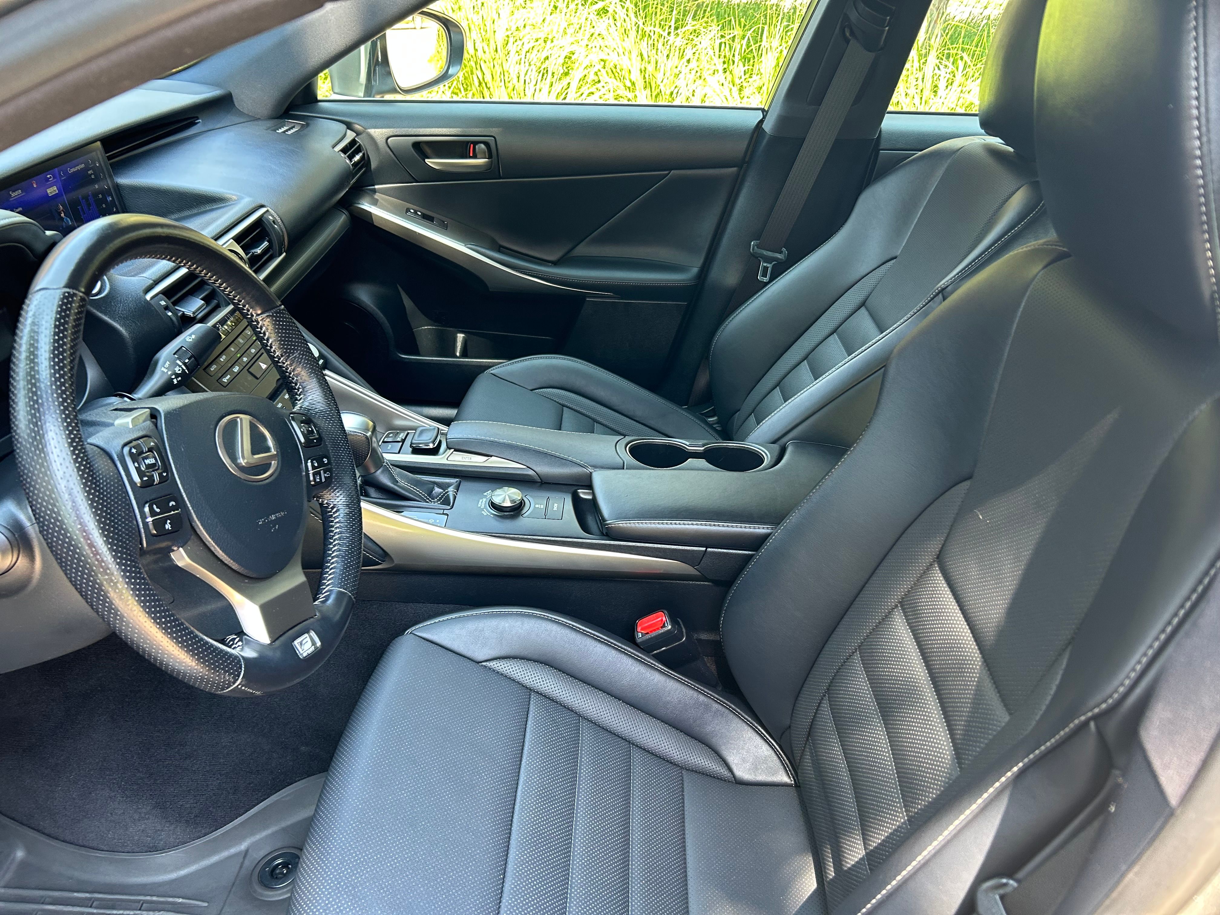 Used 2018 Lexus IS 350 F Sport w/ F Sport Package AWD/4WD image 6