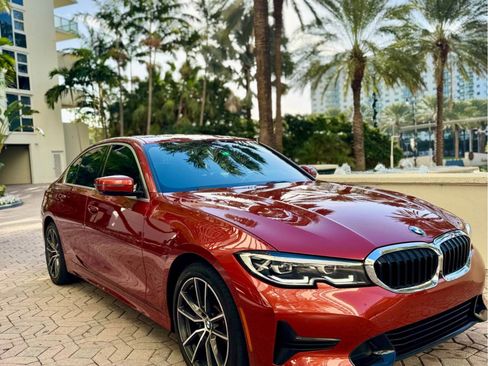 Used 2020 BMW 330i Sedan w/ Premium Package image 1