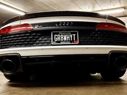 Used 2020 Audi R8 V10 performance image 11