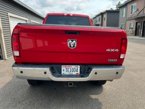 Used 2018 RAM 2500 Tradesman w/ Chrome Appearance Group AWD/4WD image 6