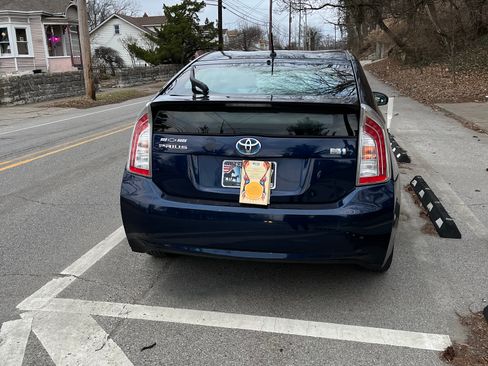 Used 2013 Toyota Prius Two FWD image 5