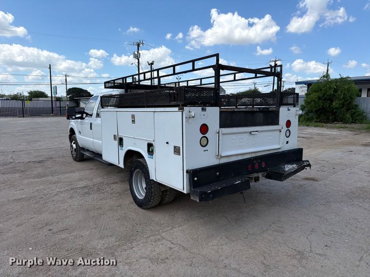 Used 2015 Ford F350 XL w/ Power Equipment Group AWD/4WD image 27