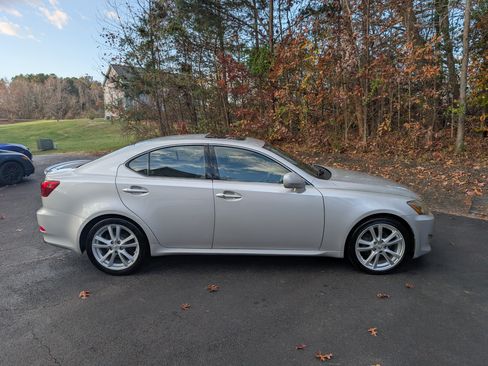 Used 2006 Lexus IS 250 image 6