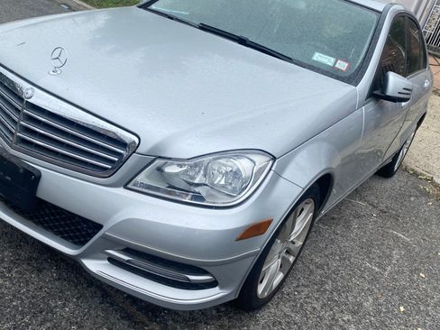 Used 2014 Mercedes-Benz C 300 4MATIC Sedan image 5