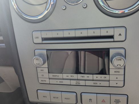 Used 2009 Lincoln MKZ Sedan 4D image 12