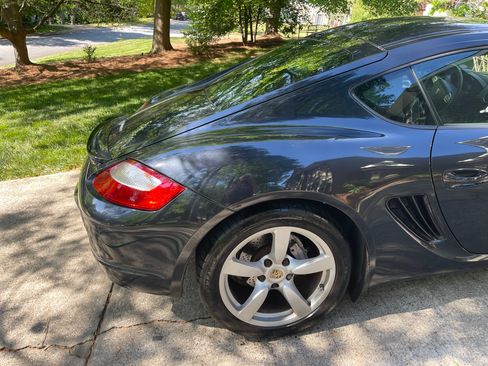Used 2007 Porsche Cayman image 6