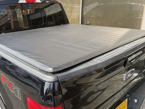 Used 2018 Ford F150 Lariat w/ Equipment Group 502A Luxury image 10