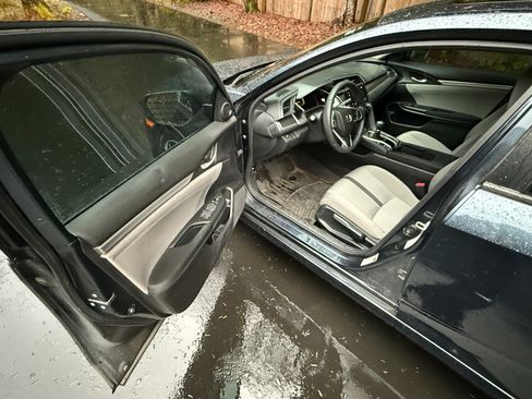 Used 2017 Honda Civic EX-T image 12