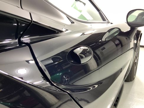 Used 2018 Alfa Romeo 4C Spider RWD image 16