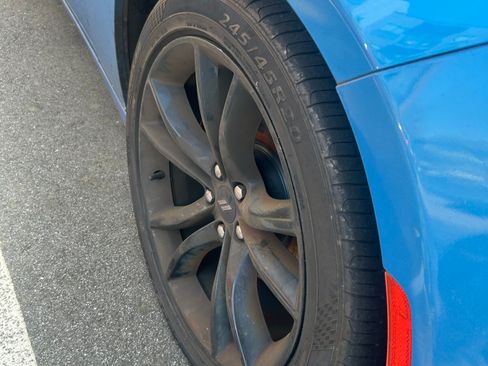 Used 2018 Dodge Charger SXT w/ Blacktop Package image 11