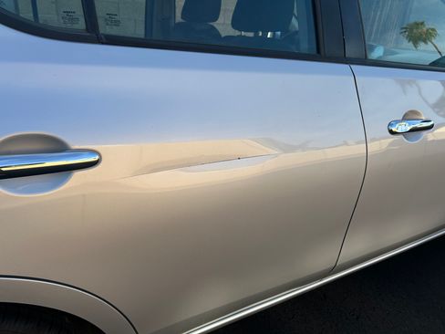 Used 2017 Nissan Versa SV FWD image 22