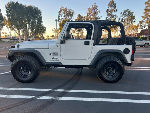 Used 2005 Jeep Wrangler Sport image 9