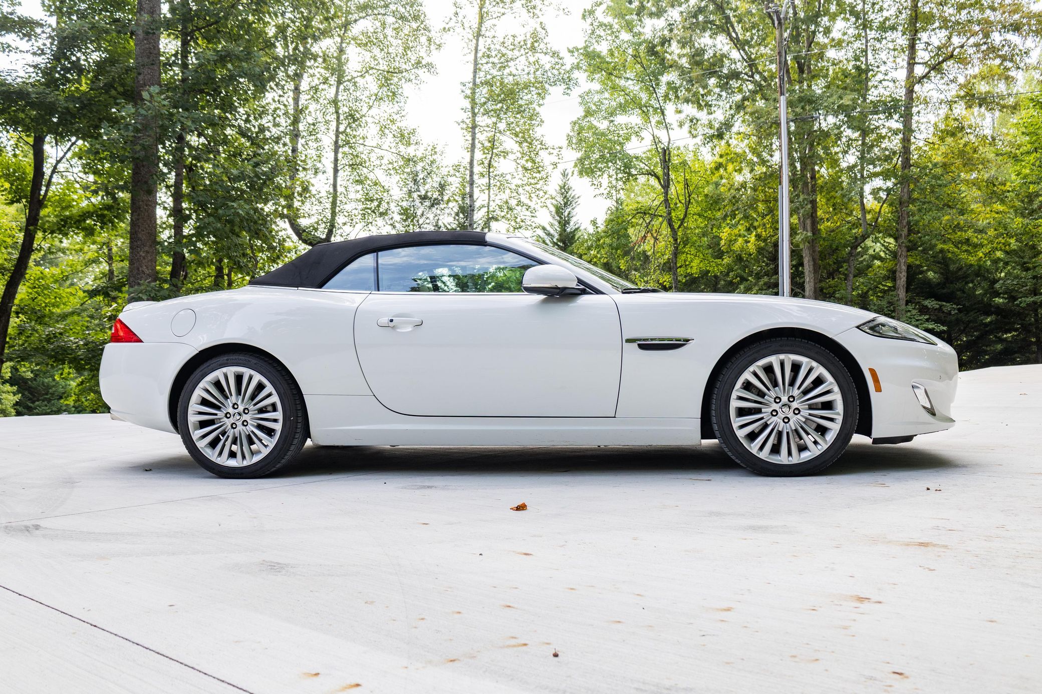 Used 2012 Jaguar XK Convertible RWD image 17