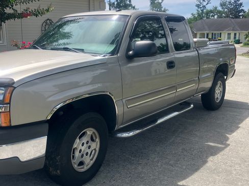 Used 2003 Chevrolet Silverado 1500 LT w/ Off-Road Package AWD/4WD image 1