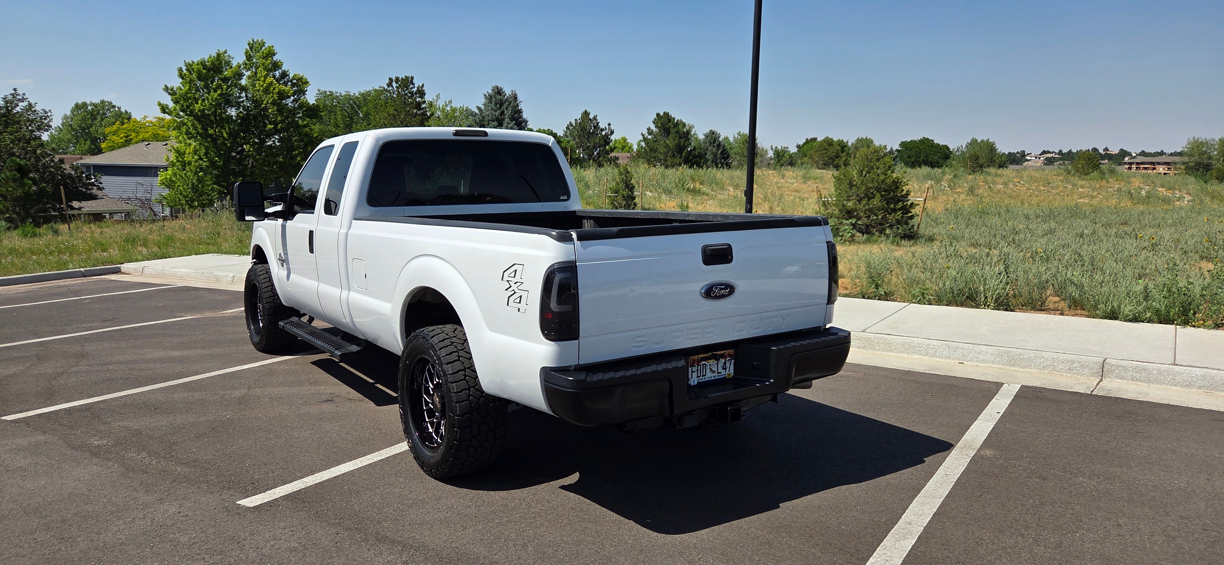 Used 2015 Ford F250 XL w/ Power Equipment Group AWD/4WD image 6