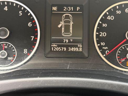 Used 2012 Volkswagen Tiguan SEL image 6