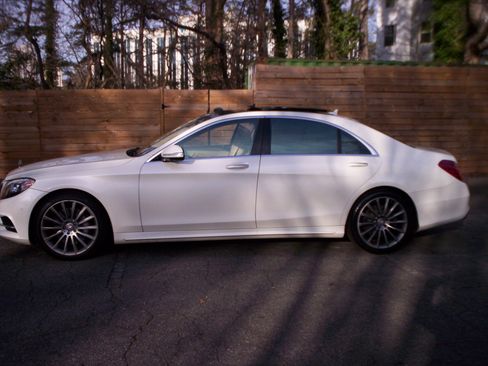 Used 2015 Mercedes-Benz S 550 Sedan image 31