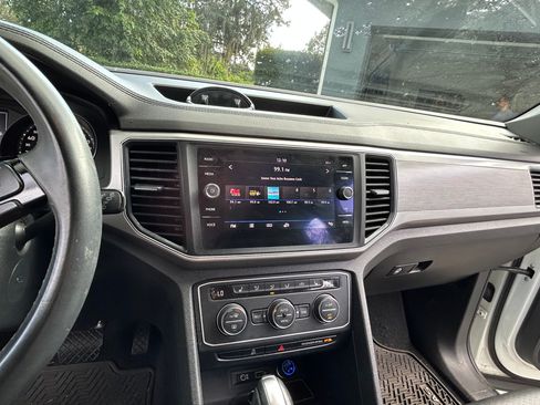 Used 2019 Volkswagen Atlas SE image 19