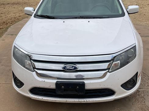 Used 2011 Ford Fusion SE image 1