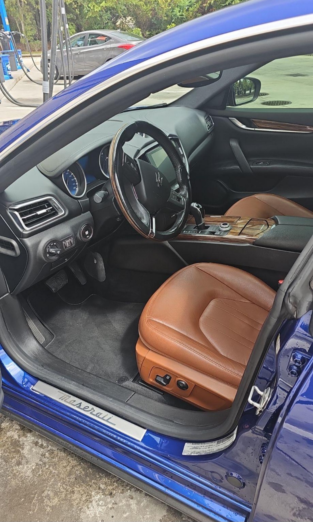 Used 2018 Maserati Ghibli S Q4 AWD/4WD image 18