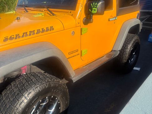 Used 2012 Jeep Wrangler Sport AWD/4WD image 8