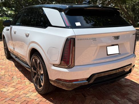 Used 2026 Cadillac Escalade IQ Sport 1 w/ LPO, Floor Liner Package image 2