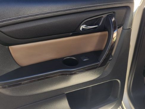 Used 2015 GMC Acadia SLT w/ Open Road Package image 23