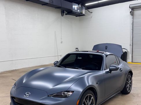 Used 2020 MAZDA MX-5 Miata RF Grand Touring RWD image 8