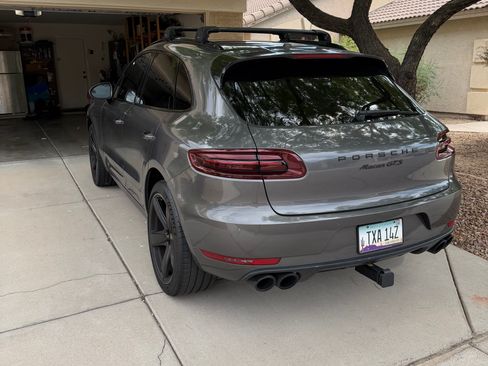 Used 2018 Porsche Macan GTS AWD/4WD image 4