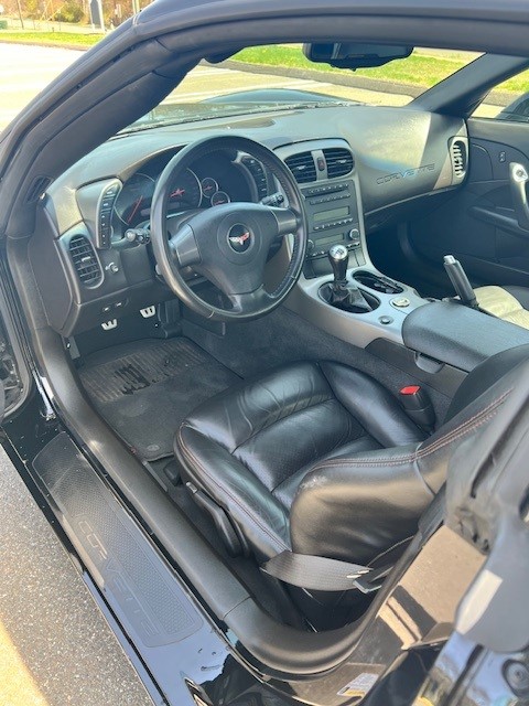 Used 2007 Chevrolet Corvette Z06 RWD image 9