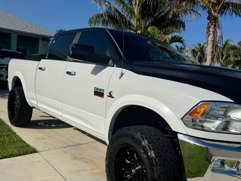 Used 2011 RAM 2500 Laramie AWD/4WD image 1