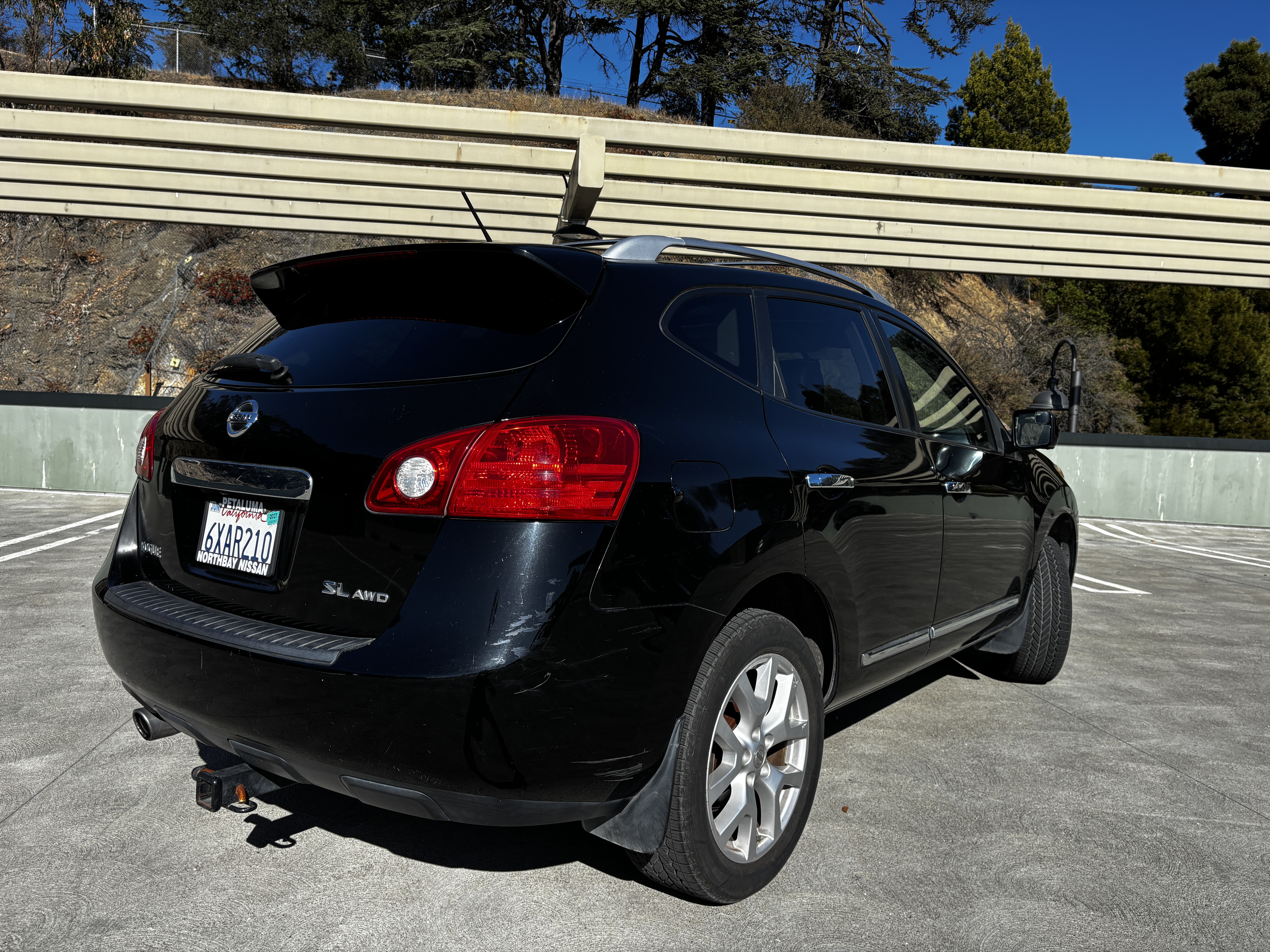 Used 2012 Nissan Rogue SL AWD/4WD image 6