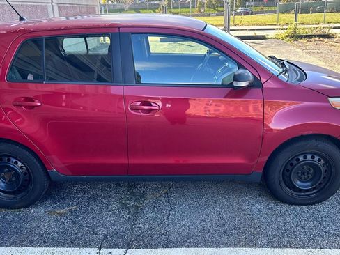 Used 2008 Scion xD Hatchback 4D image 1