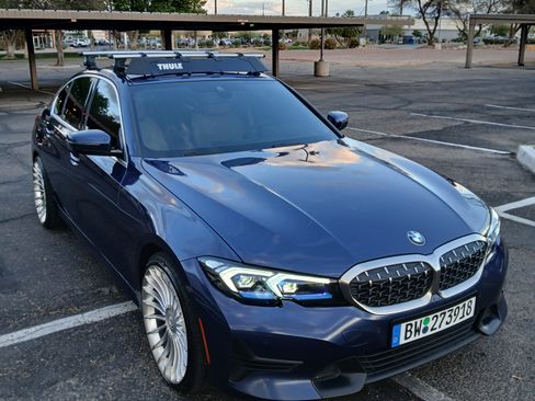 Used 2020 BMW 330i Sedan w/ Premium Package image 5