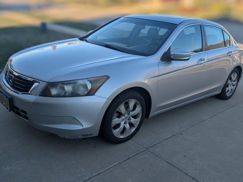 Used 2010 Honda Accord EX-L image 1