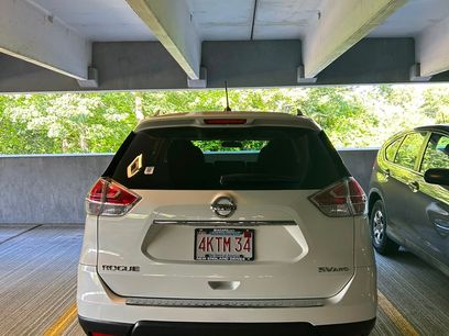 Used 2015 Nissan Rogue SV w/ SV Moonroof Package