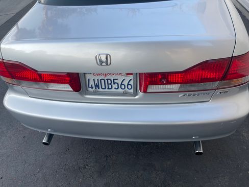 Used 2002 Honda Accord LX image 9