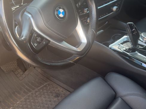 Used 2017 BMW 530i RWD image 4