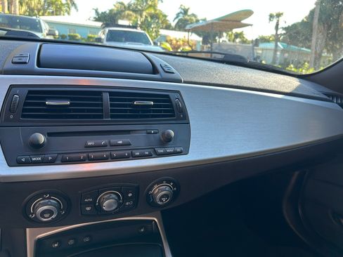 Used 2008 BMW M Coupe image 12