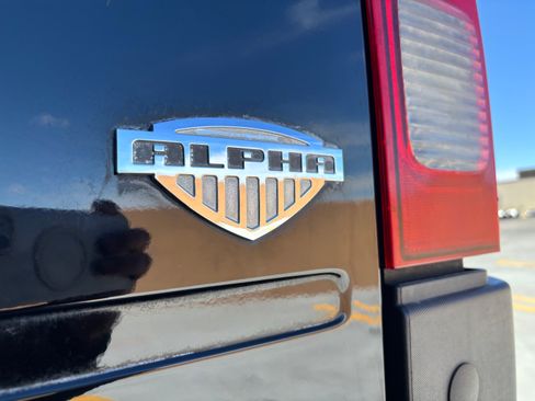 Used 2009 HUMMER H3 Alpha image 13
