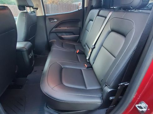 Used 2019 Chevrolet Colorado ZR2 w/ ZR2 Dusk Special Edition image 17