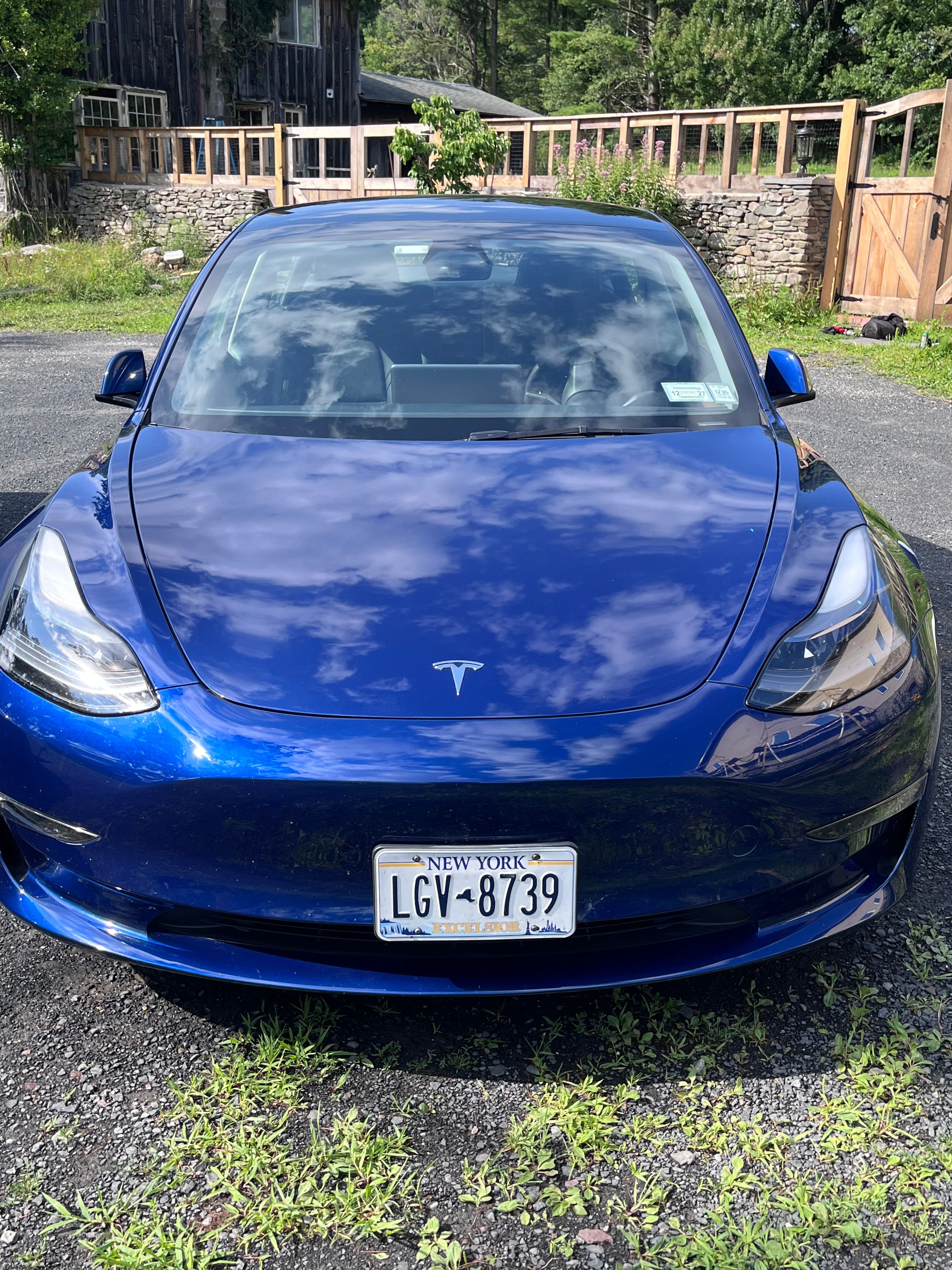 Used 2023 Tesla Model 3 Standard Range RWD image 1