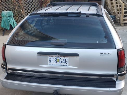 Used 1996 Buick Roadmaster Estate image 9