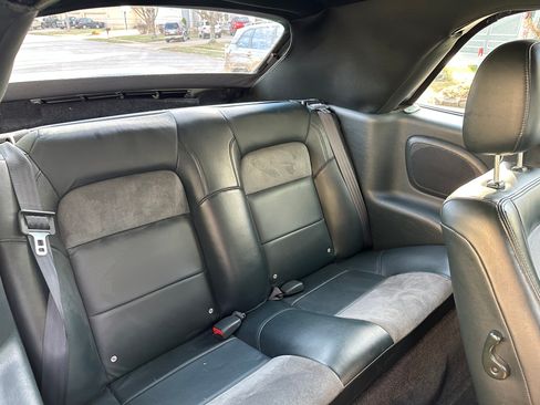 Used 2004 Chrysler Sebring Limited image 10