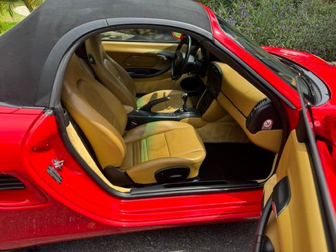 Used 2001 Porsche Boxster RWD image 8
