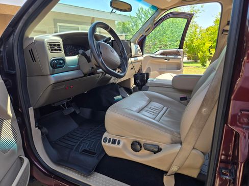 Used 2000 Ford Excursion Limited image 8