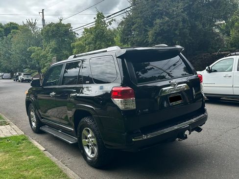 Used 2011 Toyota 4Runner SR5 RWD image 4