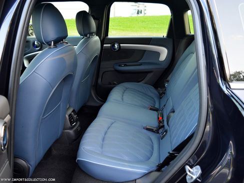 Used 2023 MINI Cooper Countryman SE w/ Storage Package image 12