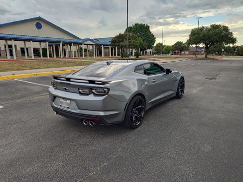 Used 2024 Chevrolet Camaro SS image 9